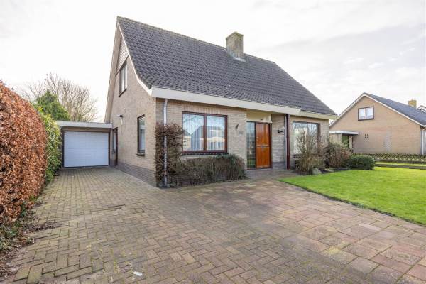 Woning Oosteinde 58 St.-Jacobiparochie