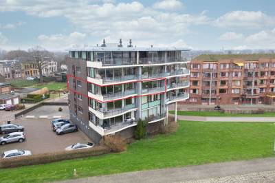 Woning Rijnstraat 13 Tolkamer