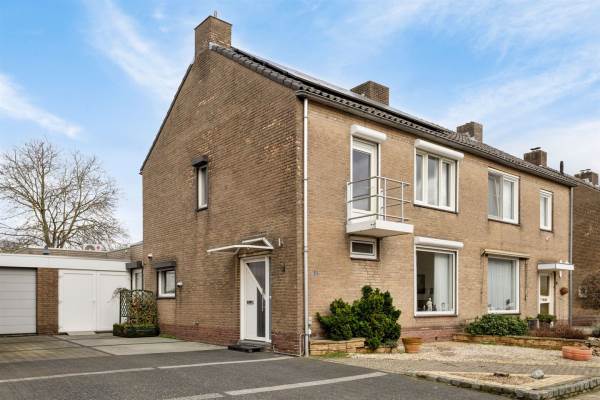 Woning Pastoor Debetsstraat 12 Eijsden