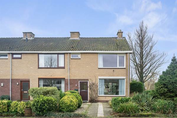 Woning van Ostadelaan 2 Heerhugowaard