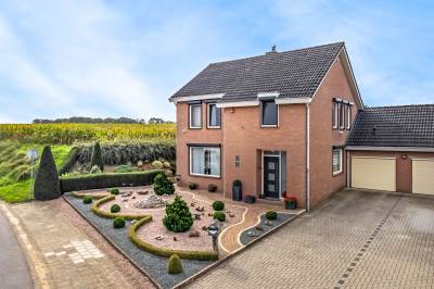 Woning Heuvelstraat 8 Maasbracht