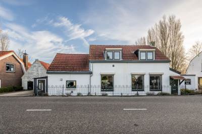 Woning Stationsweg 24 Zuidland