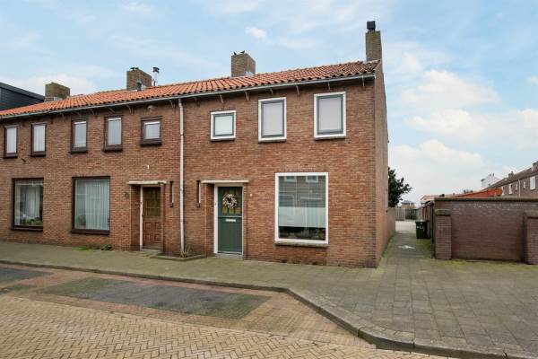 Woning Pluvierstraat 24 Monster