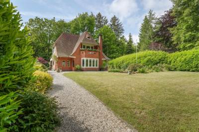 Woning Burg van Heemstralaan 1 Hattem