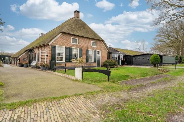 Woning Molenhoek 8 Pesse (Gem. Hoogeveen)