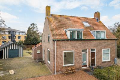 Woning Dr. J.J.F. Steijlingweg 24 Maartensdijk