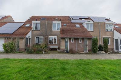 Woning &#;t Hoogt 39 Strijen