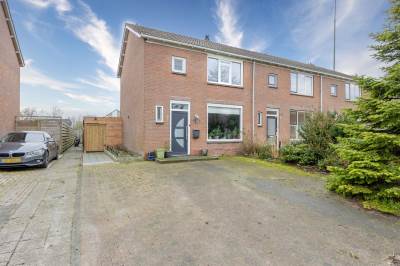 Woning Prof. Holwardastrjitte 47 Holwerd