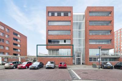 Woning Van Naeldwijcklaan 155 Capelle aan den IJssel