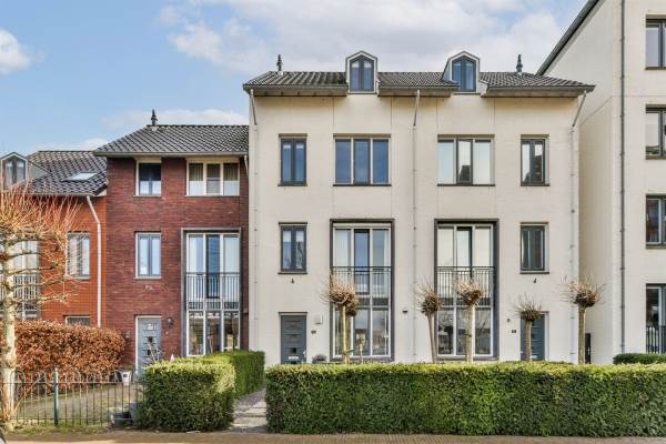 Woning IJsselmeerstraat 84 Huizen