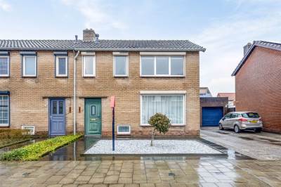 Woning Pastoor Mertensstraat 10 Sint Jansteen