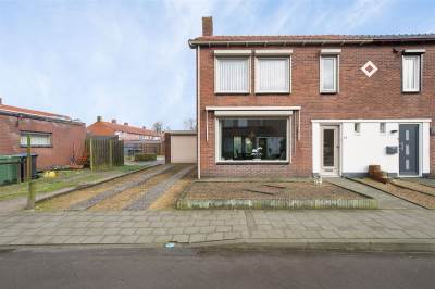 Woning Burg. Geirnaerdtstraat 24 Sint Jansteen