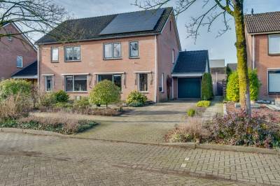 Woning De Bakkerij 47 Laren (GE)