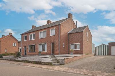 Woning Steenakkerstraat 8 Maasbracht