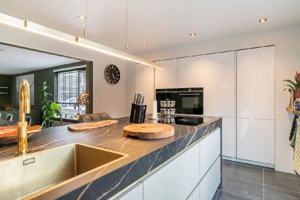 Woning Kerkweg 9 Tiendeveen (Gem. Hoogeveen)