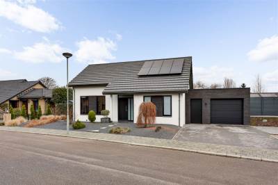 Woning dokter E.Verstraelenstraat 1 Heel