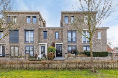 Woning Burchtmuur 15 Houten
