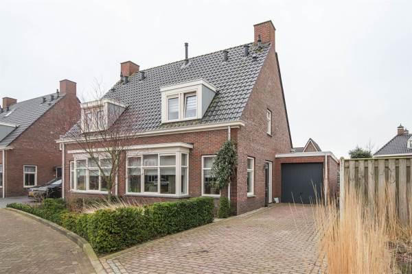 Woning Voltalaan 12 Kruiningen