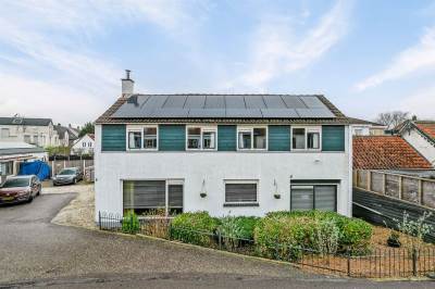 Woning Nassaustraat 8 Klaaswaal