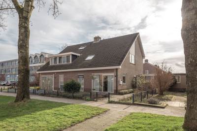 Woning P J Troelstrastraat 11 Franeker