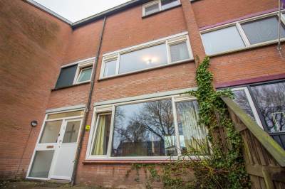 Woning Burgemeester Elmersstraat 76 Sijbekarspel