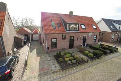 Woning Emmalaan 42 's Gravenmoer