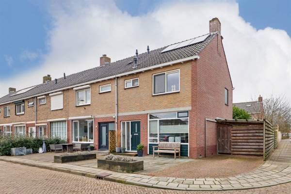 Woning Mascagnistraat 15 Heemskerk