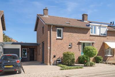 Woning Van Praatstraat 32 Stein