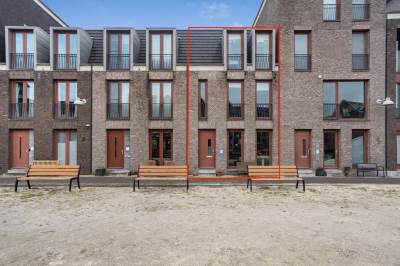 Woning Loes van Marlestraat 15 Weesp