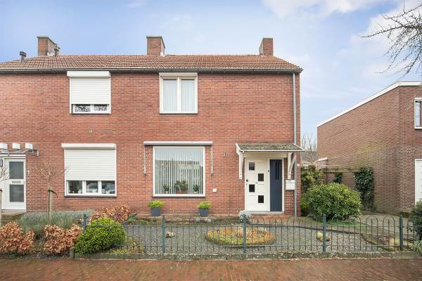 Woning Wal 2A Arcen