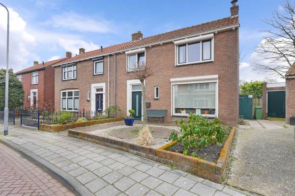 Woning Julianastraat 6 Oost-Souburg