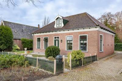 Woning Dorpsstraat 81 Winkel