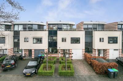Woning Brucknerstraat 27 Barendrecht