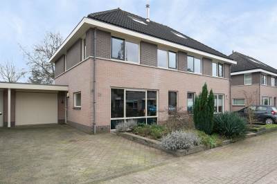 Woning Johan Frisostraat 25 Randwijk