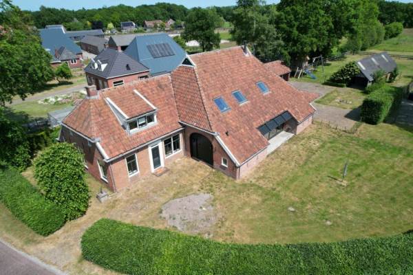 Woning Hoofdweg 32 Steenbergen (DR)