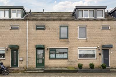 Woning Aagje Dekenstraat 13 Zaandam