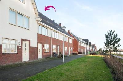 Woning Ad van der Steurzoom 72 Bergschenhoek