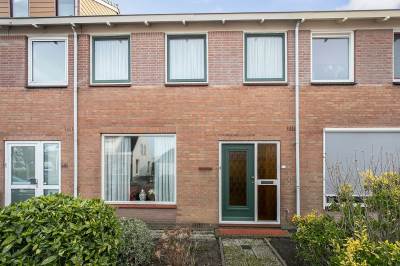 Woning Julianastraat 73 Zuidland
