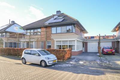 Woning J.H. L.-van Herwaardenstraat 22 Meteren