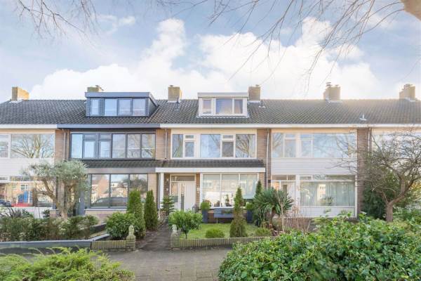 Woning Jan van Kuikweg 110 Heemskerk