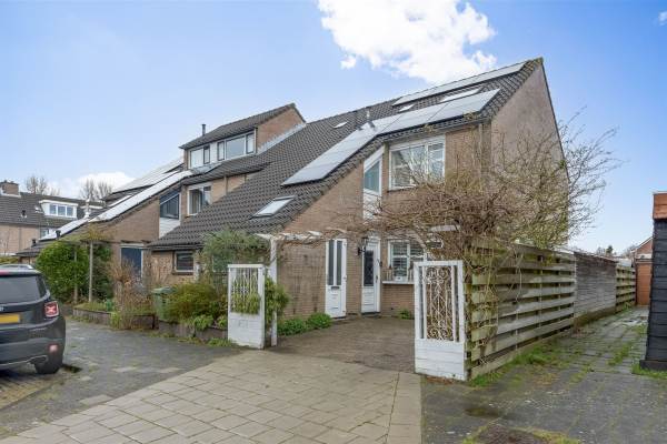 Woning Haya van Somerenstraat 60 Kudelstaart