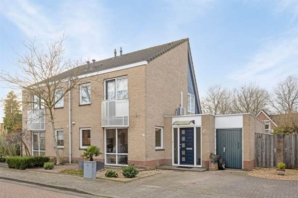 Woning Burgemeester van Heesbeenstraat 56 Vlijmen
