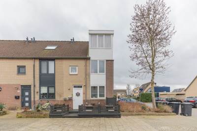 Woning Van den Broek-erf 156 Dordrecht