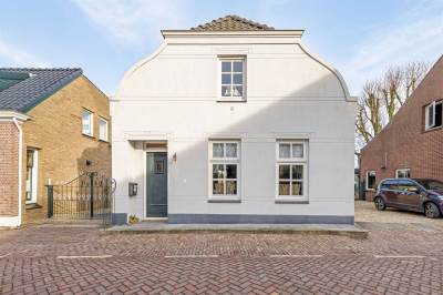 Woning Nieuwlandsedijk 32 Lage Zwaluwe