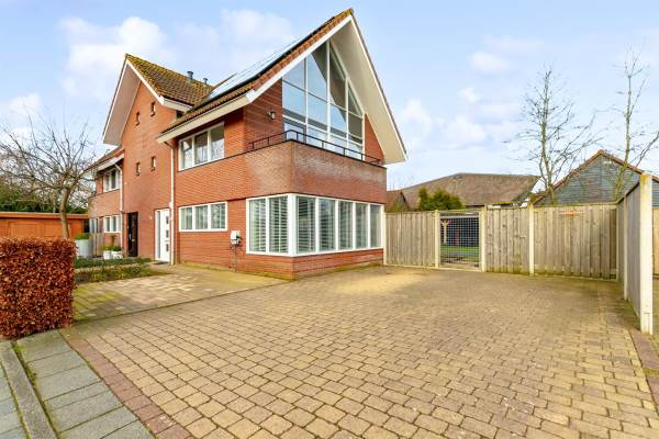 Woning Pauwenburg 3 Lelystad