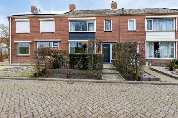 Woning van Rooijenstraat 6 Yerseke