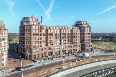 Woning Schoonzicht 384 + 1PP Lelystad