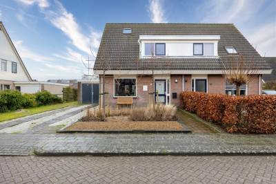 Woning Broedertrouw 27 St.-Jacobiparochie