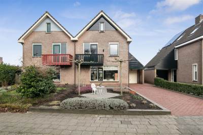 Woning Dorp 4 Waarder