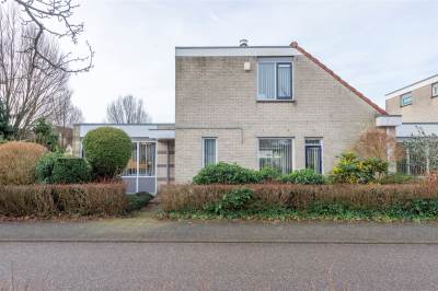 Woning Helmbloem 1 Breukelen